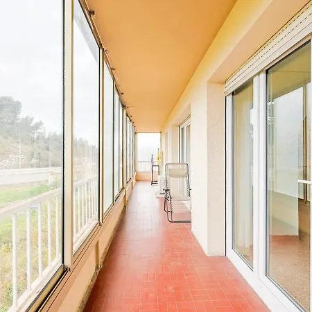 Apartment Spacieux Et Lumineux, Terrasse, Parking, Proche Commodites *